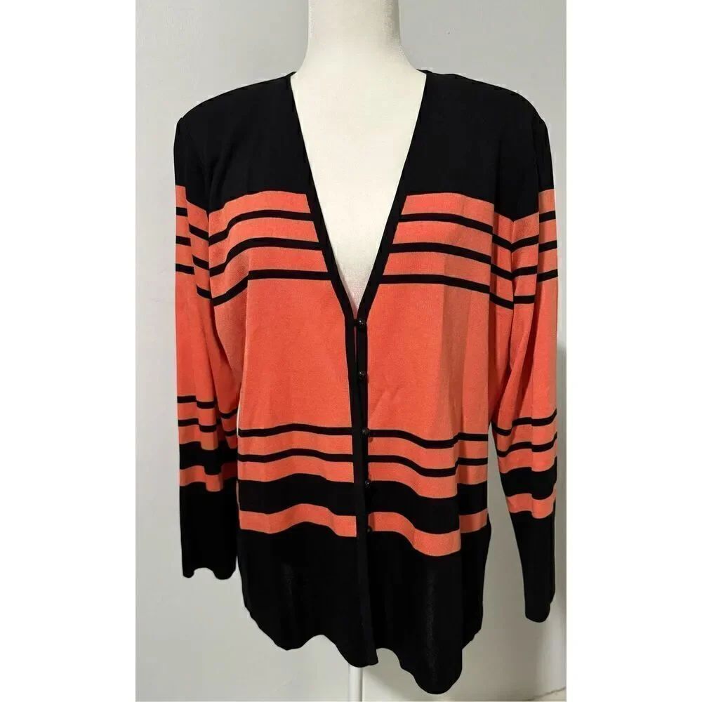 Misook women’s sweater long sleeve button down XL
